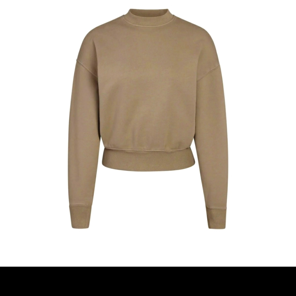 Skims NWT sweatshirt